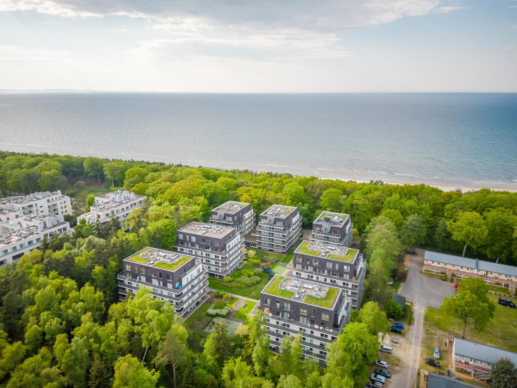 Golden Dune 100M Od Plazy Miedzyzdroje Luaran gambar